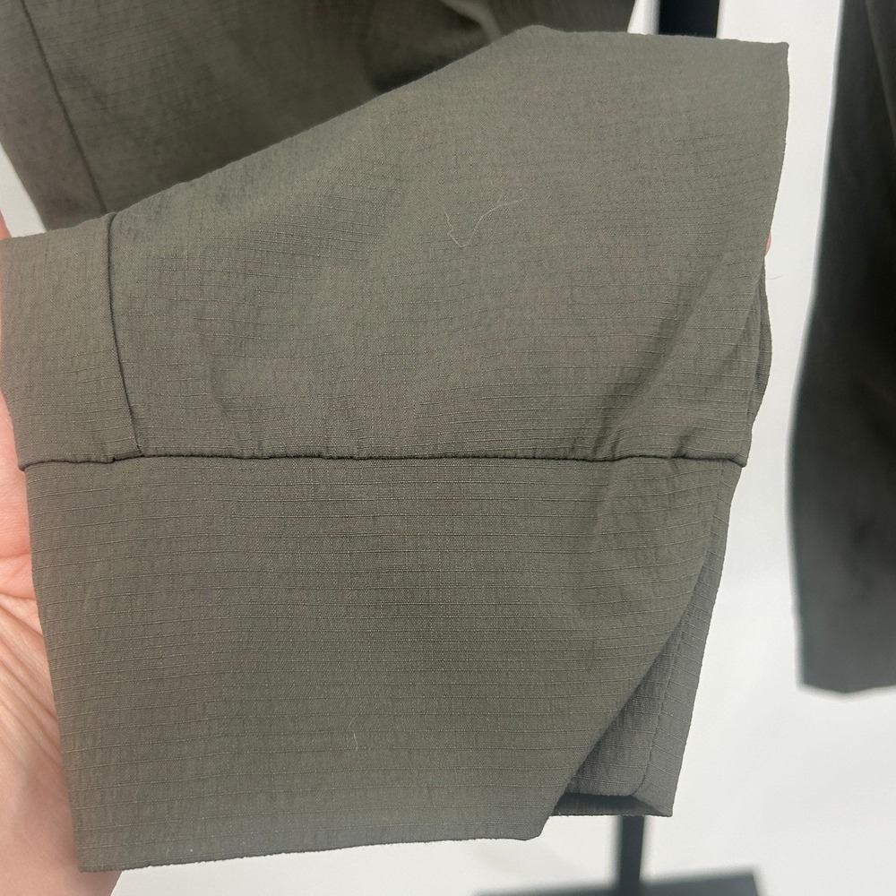 Athleta Trekkie North Jogger Pants Olive Green Size 4 Hiking Gorpcore - Picture 7 of 8